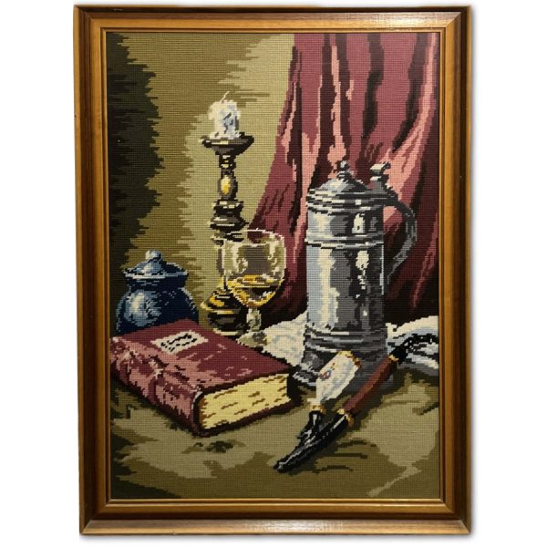 Boros kupa a dolgozóasztalon